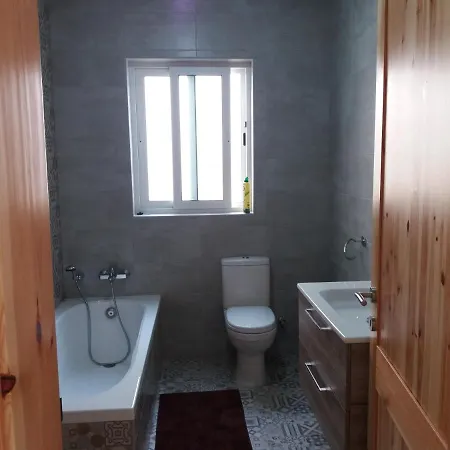 Cosy Penthouse Near The Sea. Apartmán Munxar